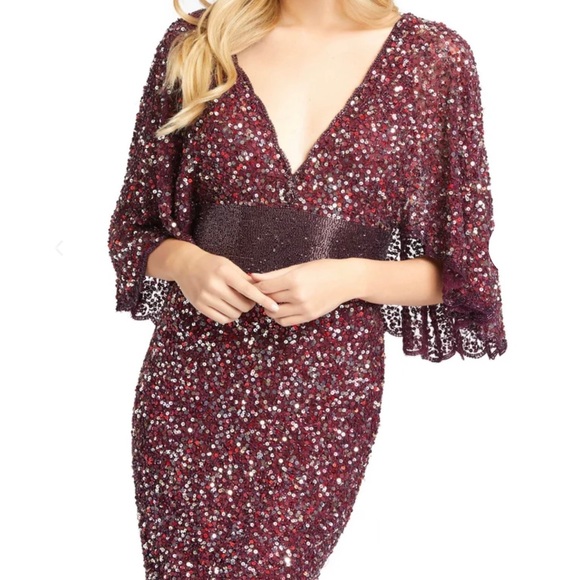 Mac Duggal Embellished Sequined Plunge Scalloped V-Neck Cape Gown Wine - Reemoly - Picture 4 of 17